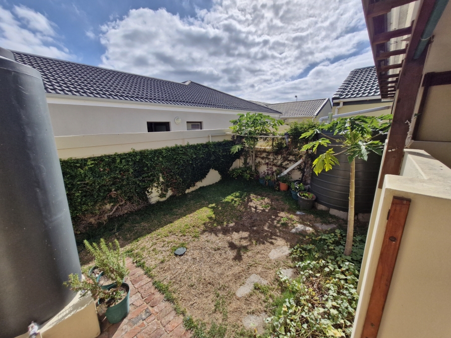 3 Bedroom Property for Sale in Stilbaai Wes Western Cape